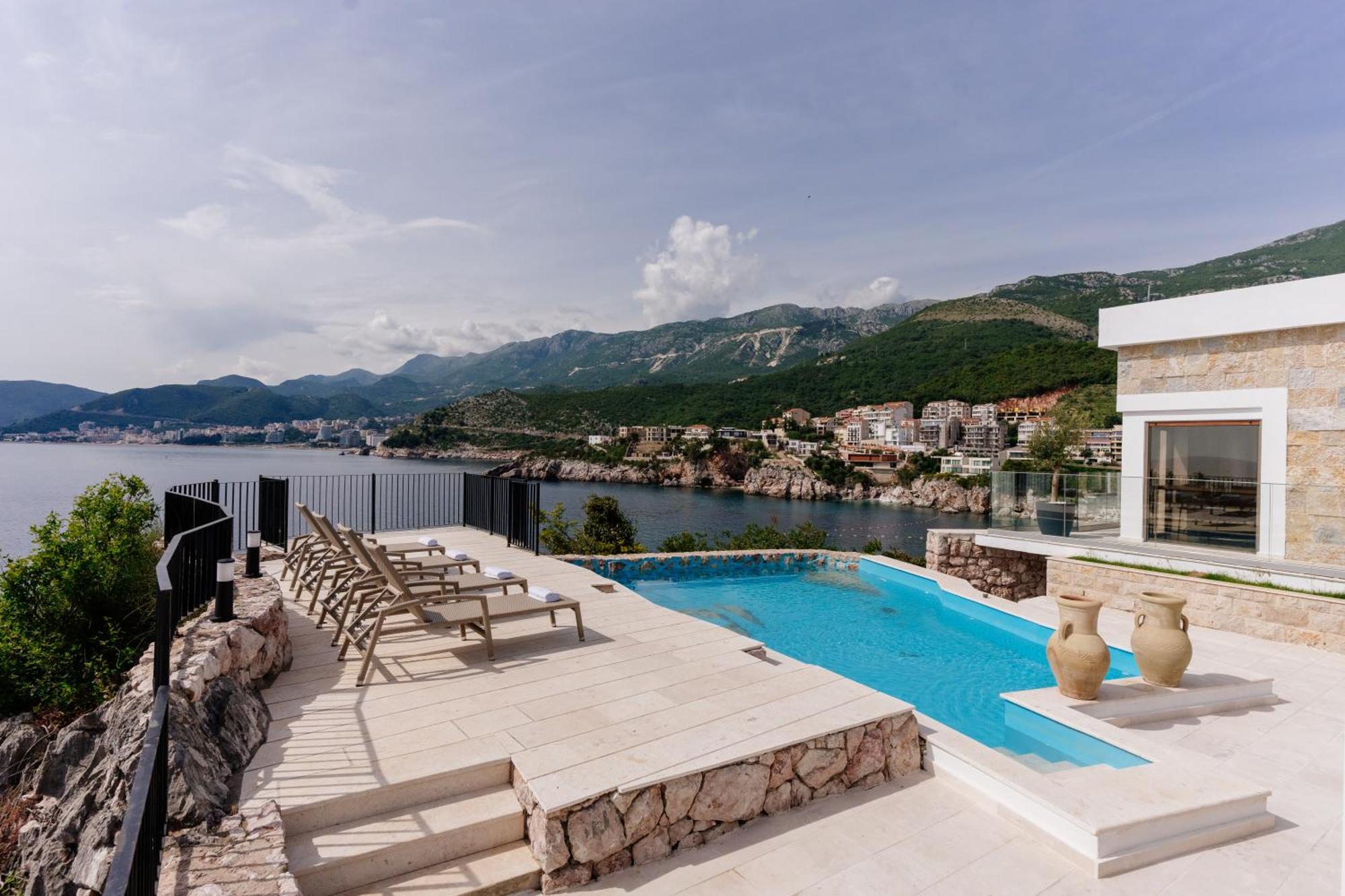 Blanche Cliff Apartments Sveti Stefan Exterior photo