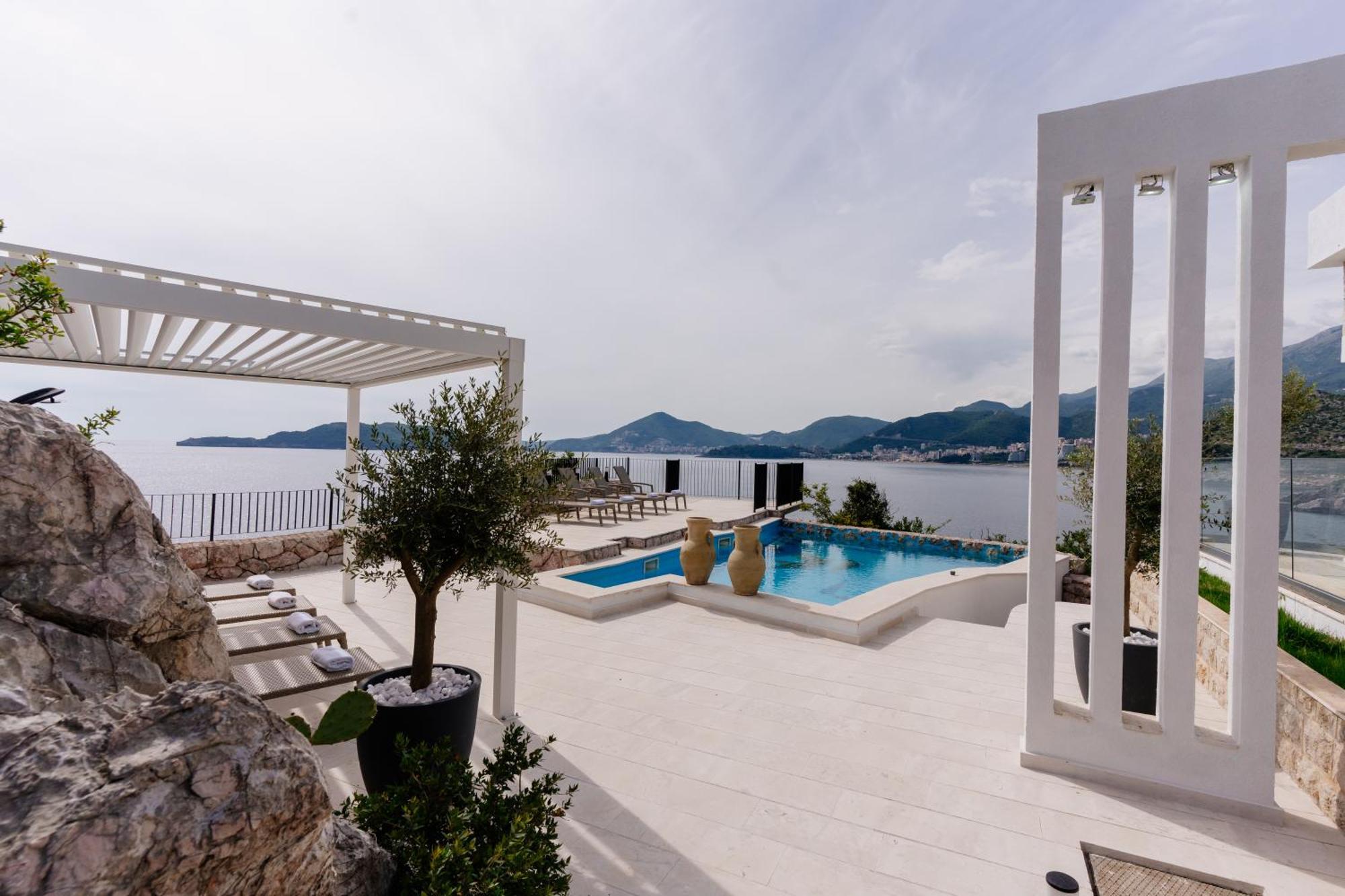 Blanche Cliff Apartments Sveti Stefan Exterior photo