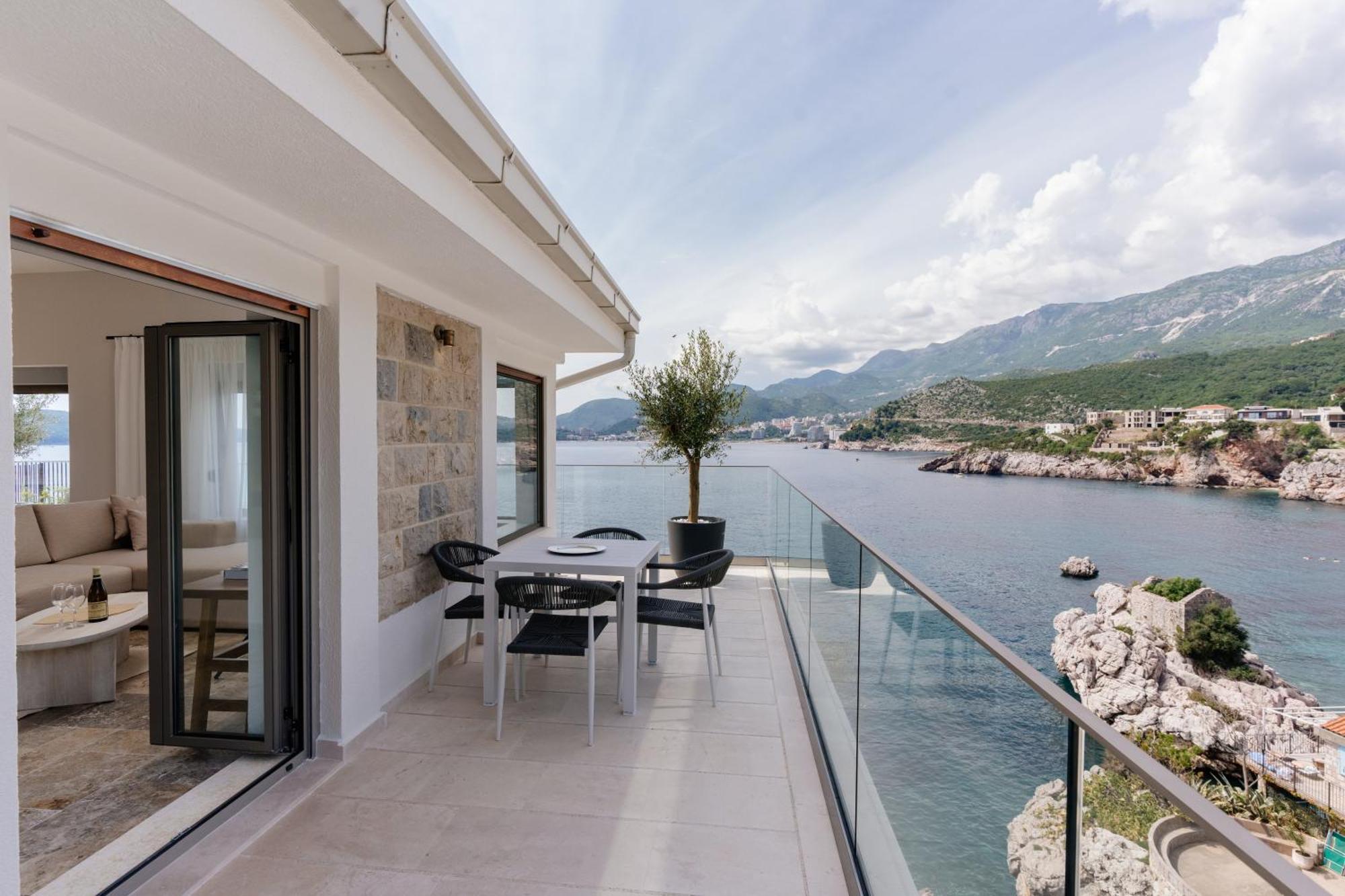 Blanche Cliff Apartments Sveti Stefan Exterior photo